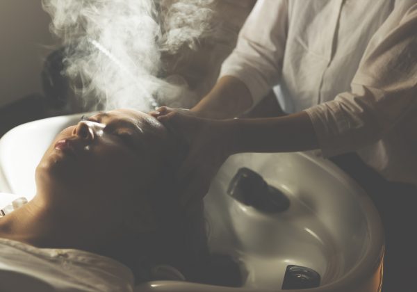 ヘッドスパお任せください！【寺田】